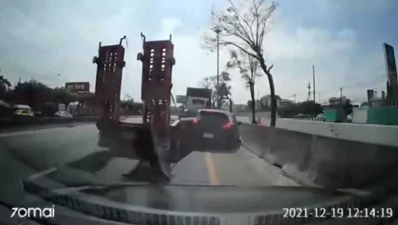 พ่วงเบียดเก๋ง พ่วงเบียดเก๋ง