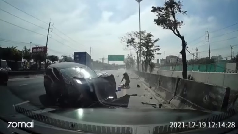 พ่วงเบียดเก๋ง พ่วงเบียดเก๋ง