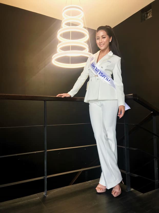 น้ำมนต์ มนชนิตว์ น้ำมนต์ มนชนิตว์