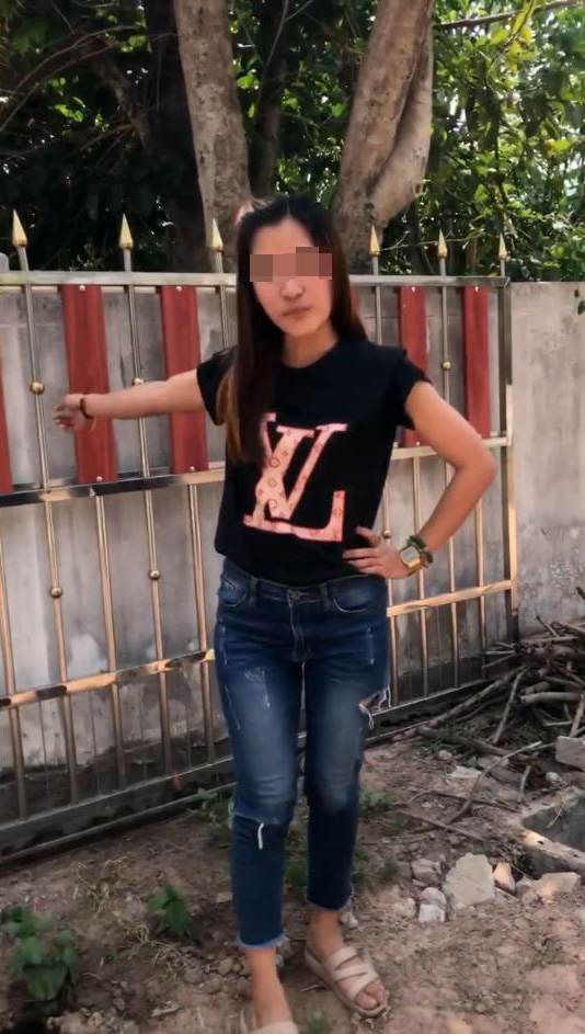 ลูกสะใภ้ทุบบ้านแม่ผัว ลูกสะใภ้ทุบบ้านแม่ผัว