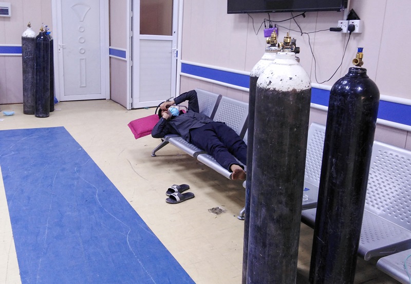 ถังออกซิเจนระเบิด ตึกผู้ป่วยโควิด 19 ถังออกซิเจนระเบิด ตึกผู้ป่วยโควิด 19