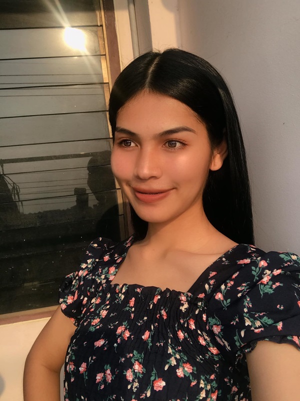 นาเดียร์ สาวประเภทสองเกณฑ์ทหาร นาเดียร์ สาวประเภทสองเกณฑ์ทหาร