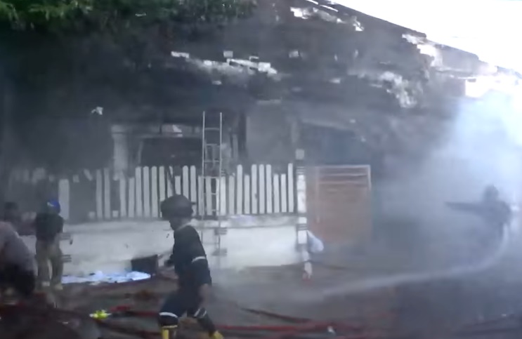 ไฟไหม้บ้าน กฤษดานคร 31 ไฟไหม้บ้าน กฤษดานคร 31