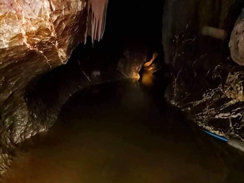 พระติดถ้ำ พระติดถ้ำ