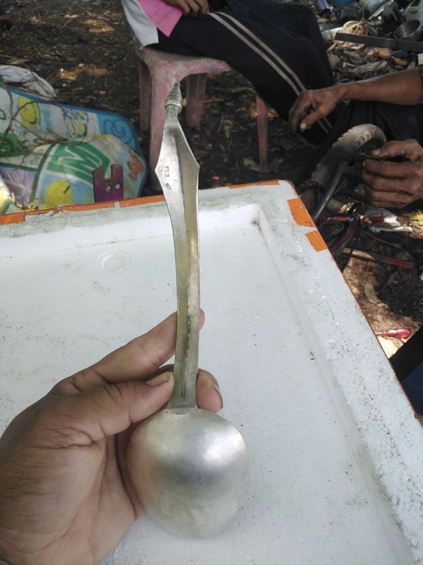 ขายทัพพีเงิน ขายทัพพีเงิน