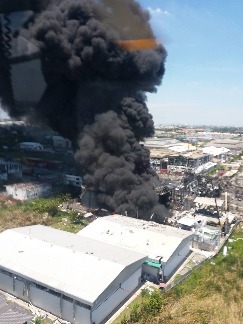 โรงงานกิ่งแก้วไฟไหม้ โรงงานกิ่งแก้วไฟไหม้