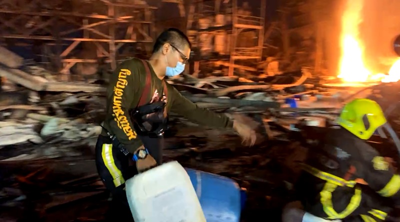 ไฟไหม้โรงงานกิ่งแก้ว ไฟไหม้โรงงานกิ่งแก้ว