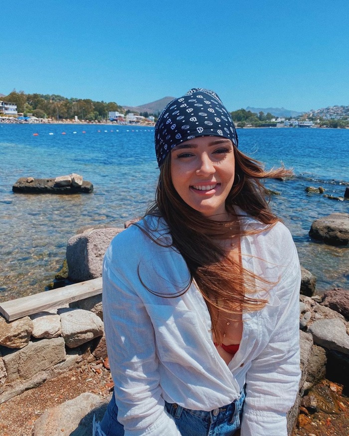 Zehra Gunes Zehra Gunes