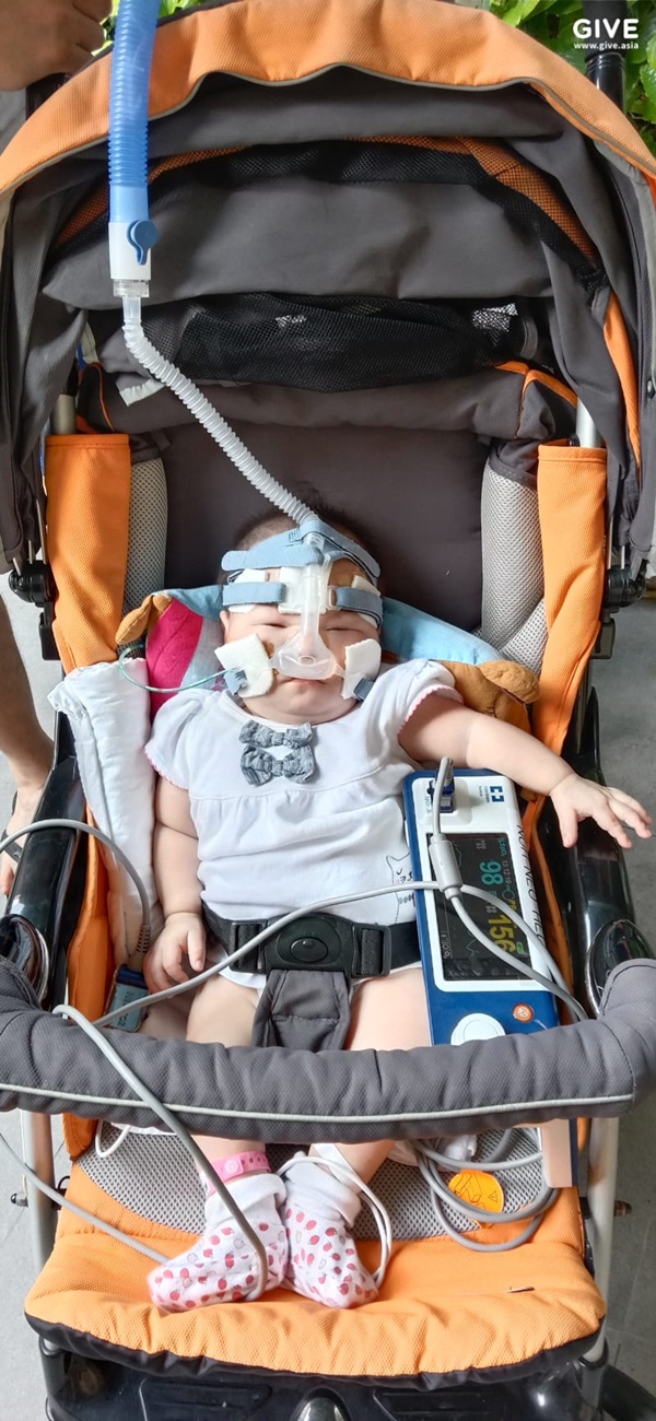 ทารกตัวเล็ก หนัก 2 ขีด ทารกตัวเล็ก หนัก 2 ขีด