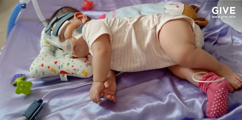 ทารกตัวเล็ก หนัก 2 ขีด ทารกตัวเล็ก หนัก 2 ขีด