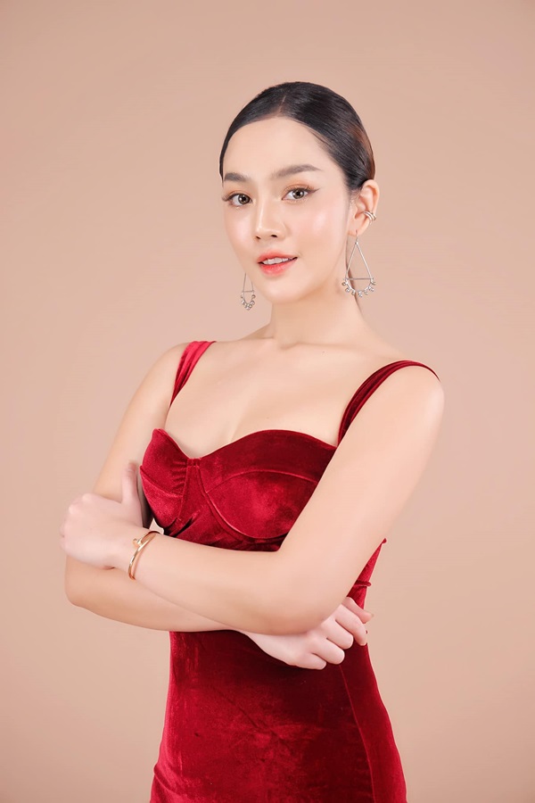 เส้นด้าย สอดอStyle เส้นด้าย สอดอStyle