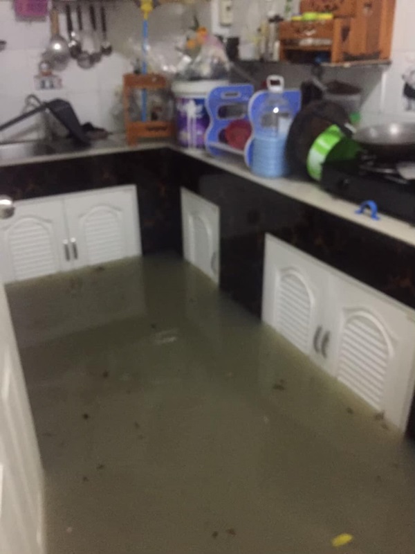 น้ำท่วมบ้าน น้ำท่วมบ้าน