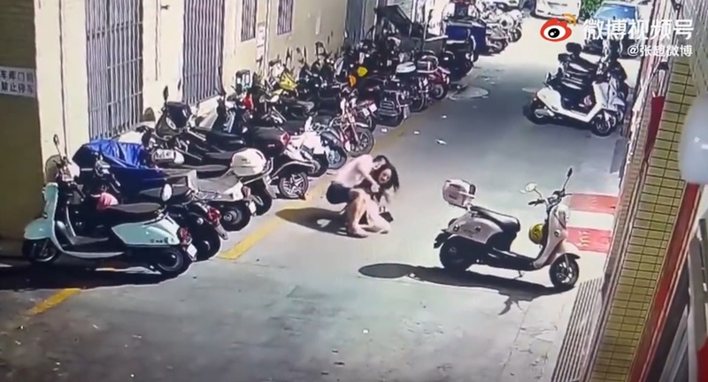 อนาจารผู้หญิง อนาจารผู้หญิง