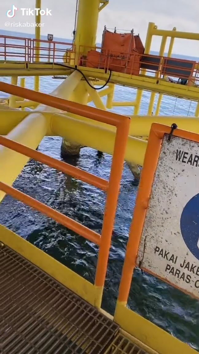 ห้องน้ำ แท่นขุดเจาะ ห้องน้ำ แท่นขุดเจาะ