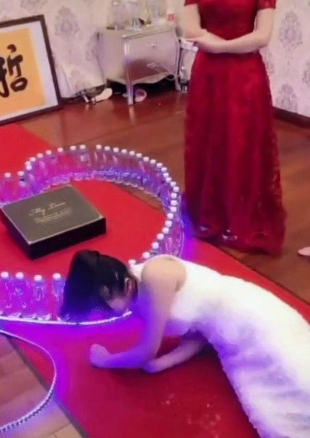 แฟนเก่าบุกงานแต่ง แฟนเก่าบุกงานแต่ง