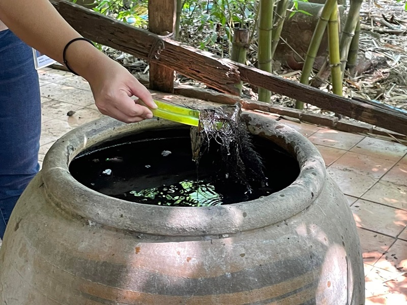 โอ่งน้ำทิพย์ พระบิดา โอ่งน้ำทิพย์ พระบิดา