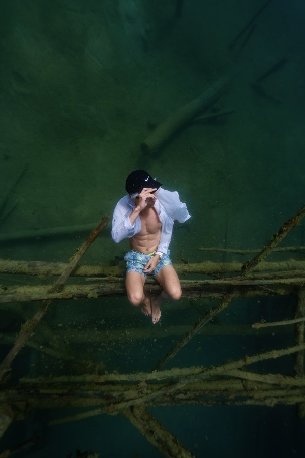 ดราม่าดำน้ำจืด ขุมน้ำท่าแตง ดราม่าดำน้ำจืด ขุมน้ำท่าแตง