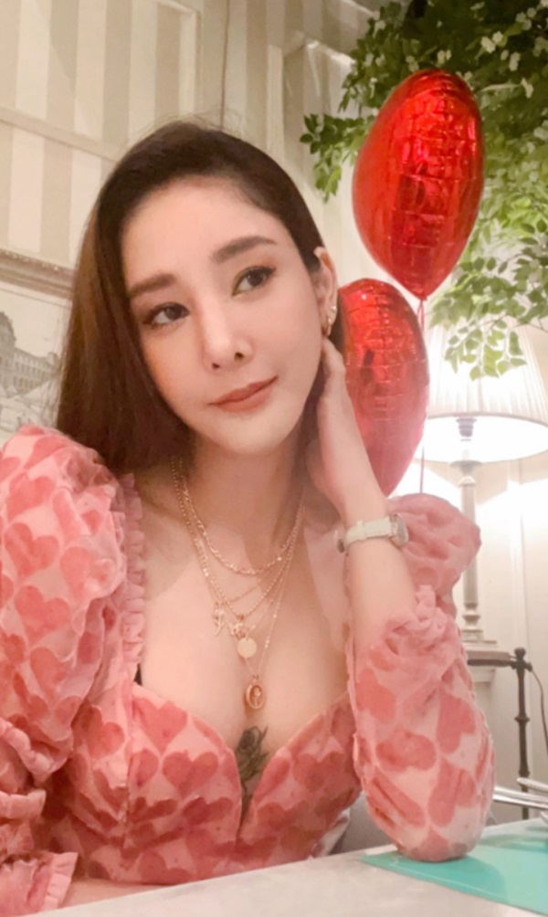 แตงโม นิดา แตงโม นิดา