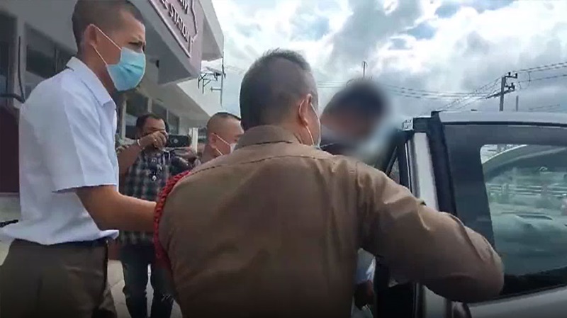 เจ้าของร้านทำผมแทงดาราตัวประกอบ เจ้าของร้านทำผมแทงดาราตัวประกอบ