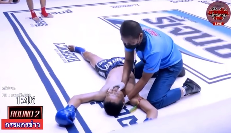 เลิศเล็กชัย ล้มมวย เลิศเล็กชัย ล้มมวย