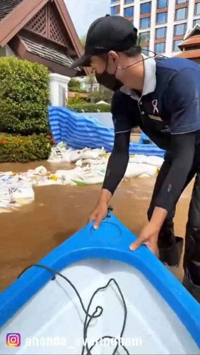 อนันดา เอเวอริงแฮม อนันดา เอเวอริงแฮม