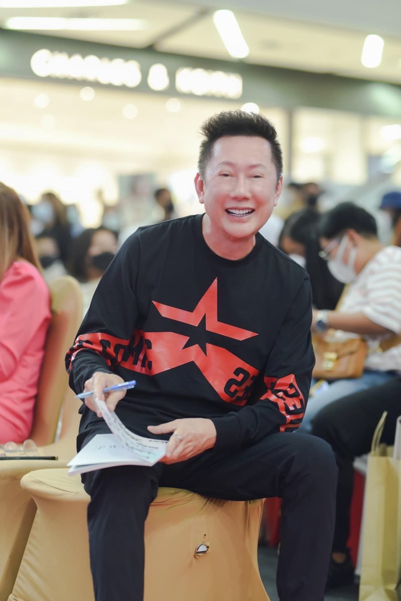 ณวัฒน์ อิสรไกรศีล ณวัฒน์ อิสรไกรศีล