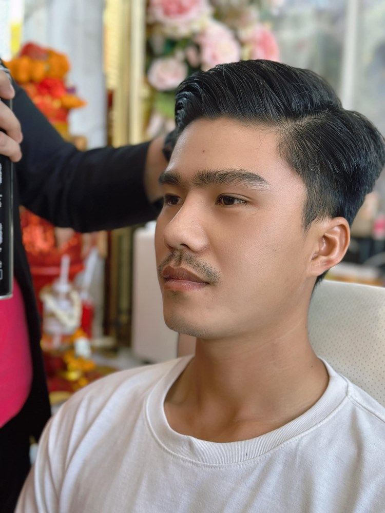 เด็กปั๊มหล่อทะลุแมสก์ เด็กปั๊มหล่อทะลุแมสก์