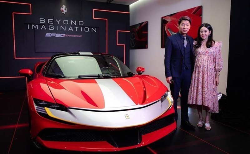 แยม ธมลพรรณ์ แยม ธมลพรรณ์