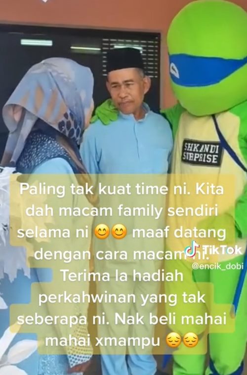 ใส่ชุดนินจาเต่า ไปงานแต่งแฟนเก่า ใส่ชุดนินจาเต่า ไปงานแต่งแฟนเก่า