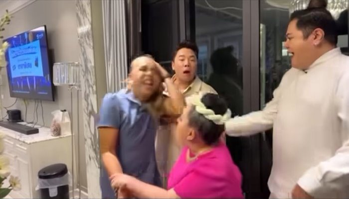 ไพรวัลย์ วรรณบุตร ไพรวัลย์ วรรณบุตร