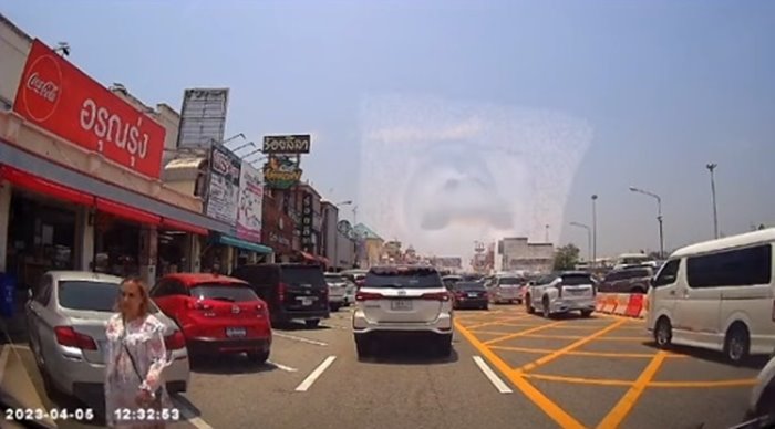 แย่งที่จอดรถ แย่งที่จอดรถ