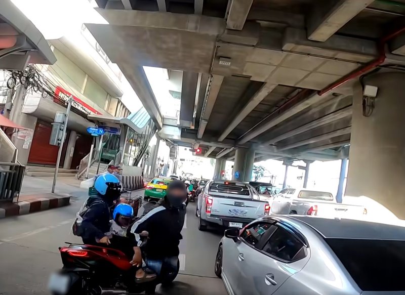 ทหารกร่าง ทหารกร่าง