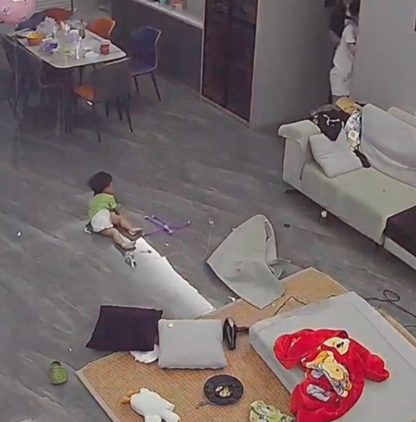 ลูกโป่งระเบิด ลูกโป่งระเบิด