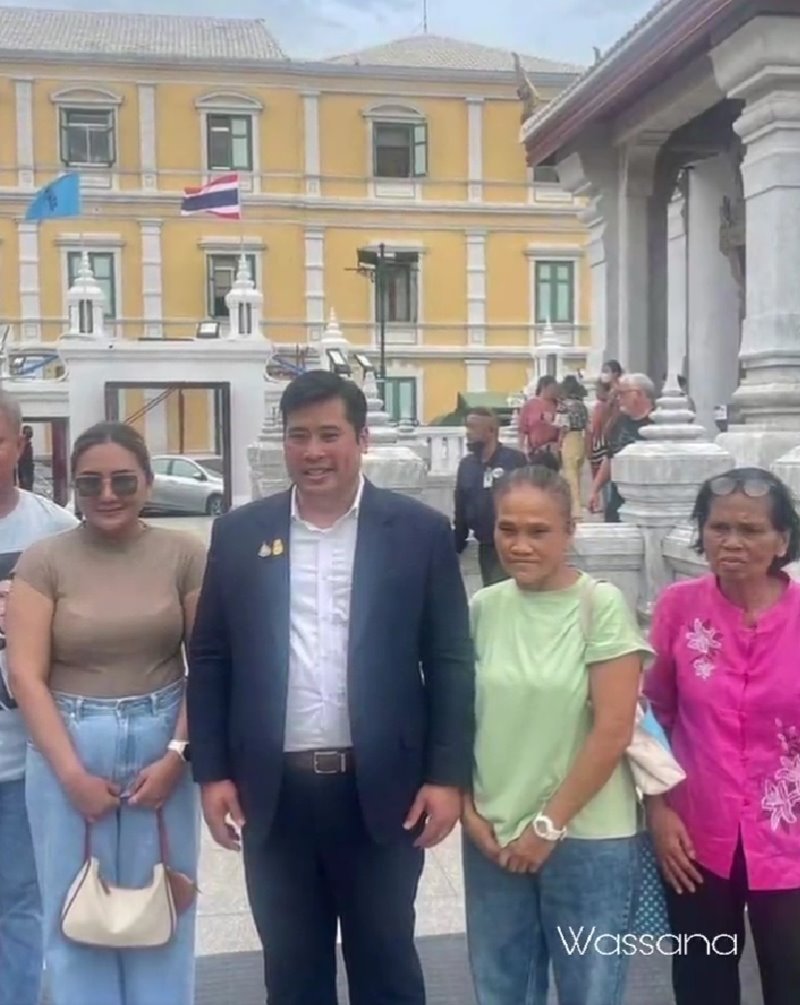 ท่านอ้น วัชรเรศร วิวัชรวงศ์ ท่านอ้น วัชรเรศร วิวัชรวงศ์