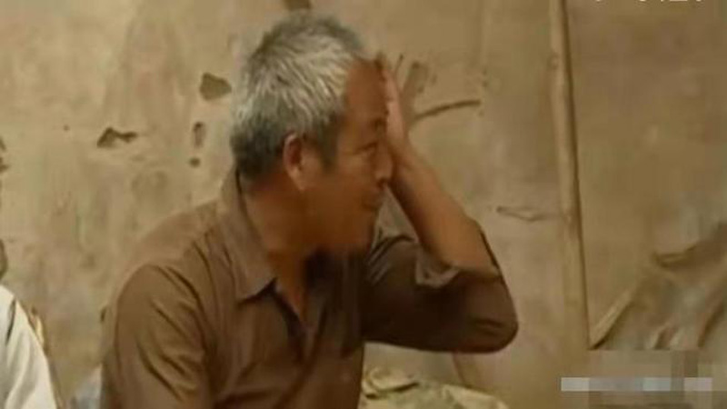 หมู่บ้านผมขาว หมู่บ้านผมขาว