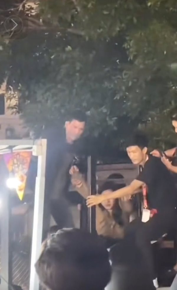 เครื่องเล่นที่นั่งหลุด เครื่องเล่นที่นั่งหลุด