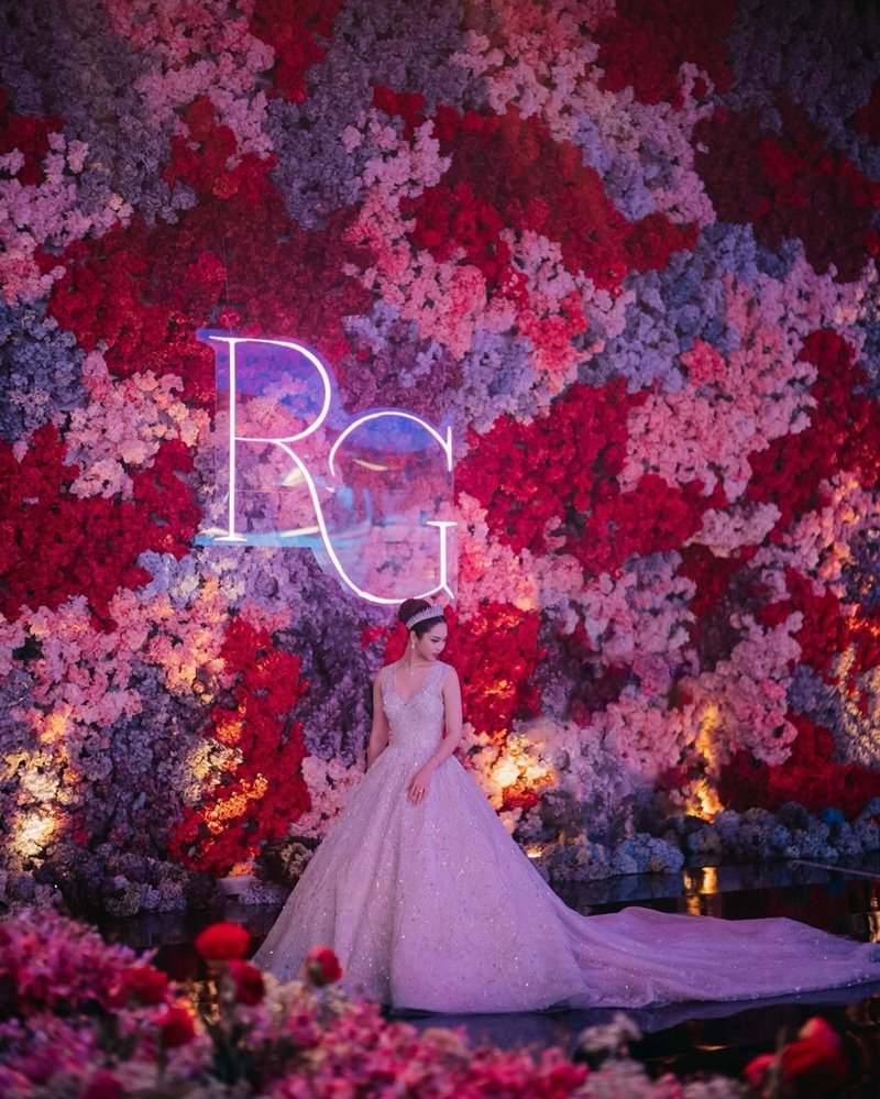 ทายาทเศรษฐีแต่งงาน ทายาทเศรษฐีแต่งงาน