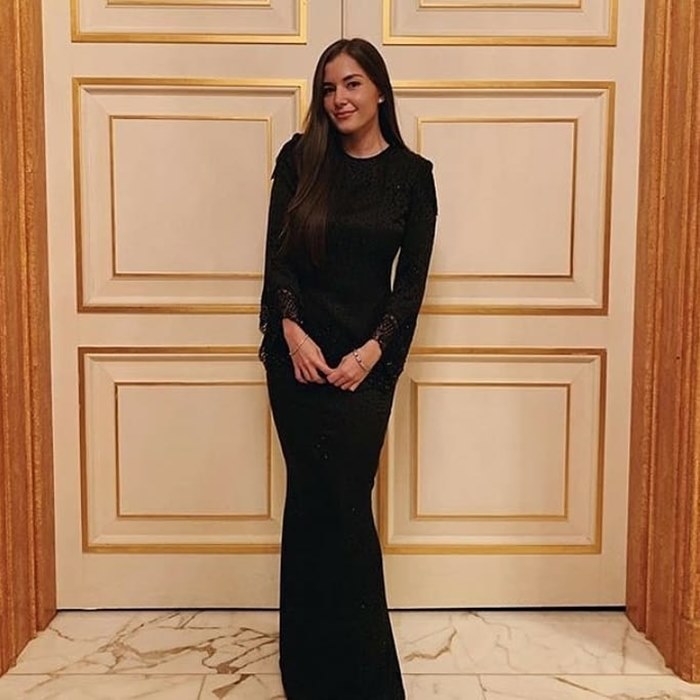 อานิชา อิซา คาเลบิก อานิชา อิซา คาเลบิก