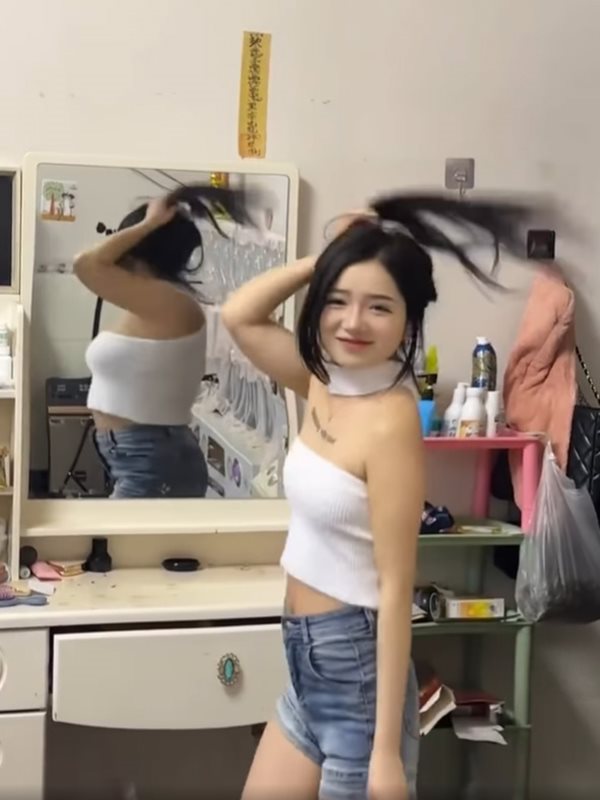 สาวไลฟ์เต้น สาวไลฟ์เต้น