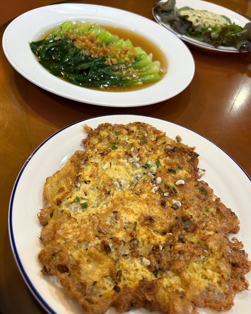 ท่านอ้น วัชรเรศร วิวัชรวงศ์ ท่านอ้น วัชรเรศร วิวัชรวงศ์