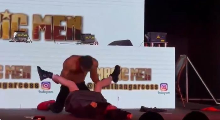 เต้นเปลื้องผ้า เต้นเปลื้องผ้า