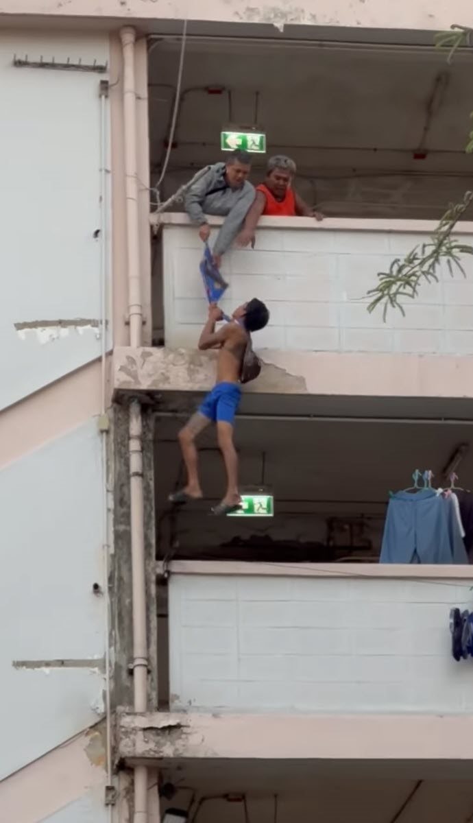 ช่วยคนคิดสั้น ช่วยคนคิดสั้น