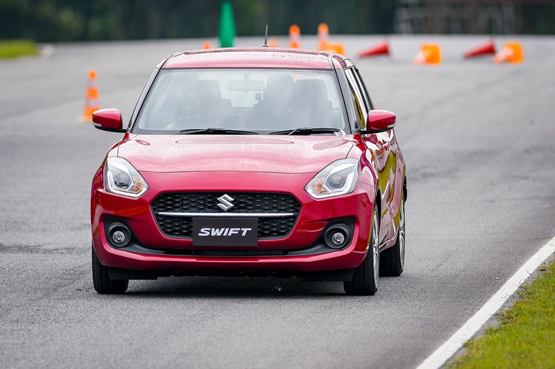 ซูซูกิ ซูซูกิ