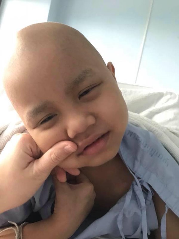 รู้จัก น้องเอวา เด็กป่วยมะเร็งระยะสุดท้าย รู้จัก น้องเอวา เด็กป่วยมะเร็งระยะสุดท้าย