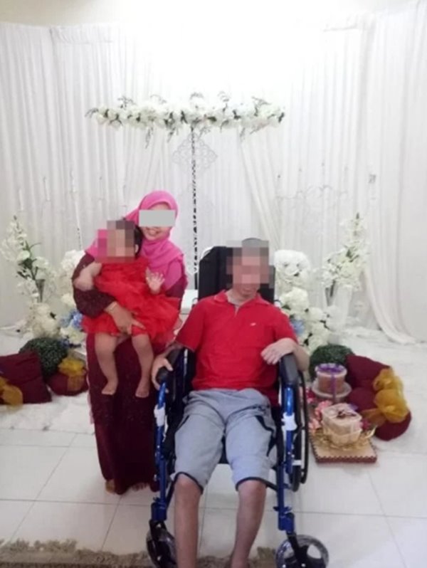 แฉเจ้าบ่าวป่วยติดเตียง 6 ปี หายปุ๊บทิ้งเมียเก่า แต่งใหม่ทันที แฉเจ้าบ่าวป่วยติดเตียง 6 ปี หายปุ๊บทิ้งเมียเก่า แต่งใหม่ทันที