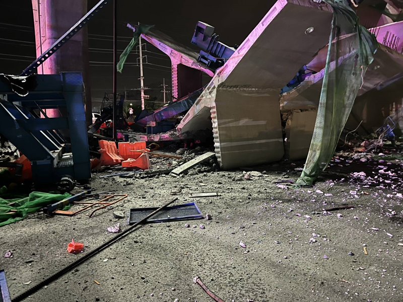 โครงสร้างสะพานถล่ม ถนนพระราม 2 ตาย 4 คาดสาเหตุเกิดจากอะไร โครงสร้างสะพานถล่ม ถนนพระราม 2 ตาย 4 คาดสาเหตุเกิดจากอะไร