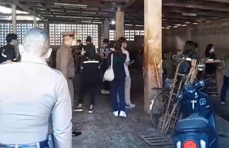 ผลชันสูตร 5 คนงานเสียชีวิตที่บ่อปลาร้า พบเลือดเป็นสีเขียว ผลชันสูตร 5 คนงานเสียชีวิตที่บ่อปลาร้า พบเลือดเป็นสีเขียว