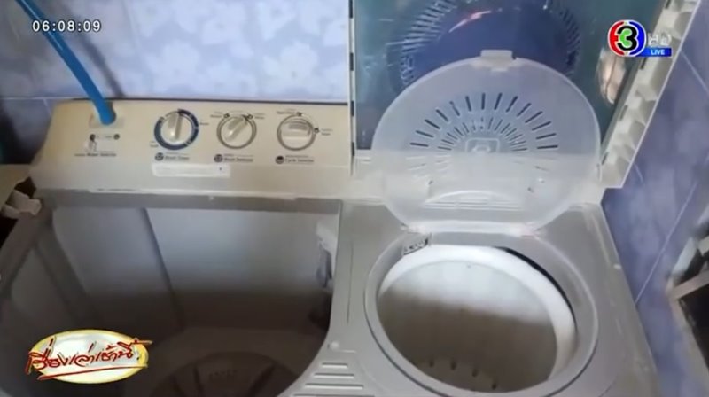 นักดนตรีเสียนิ้ว หลังถูกถังปั่นผ้าดูด เจ็บหนักจนต้องตัดนิ้ว นักดนตรีเสียนิ้ว หลังถูกถังปั่นผ้าดูด เจ็บหนักจนต้องตัดนิ้ว