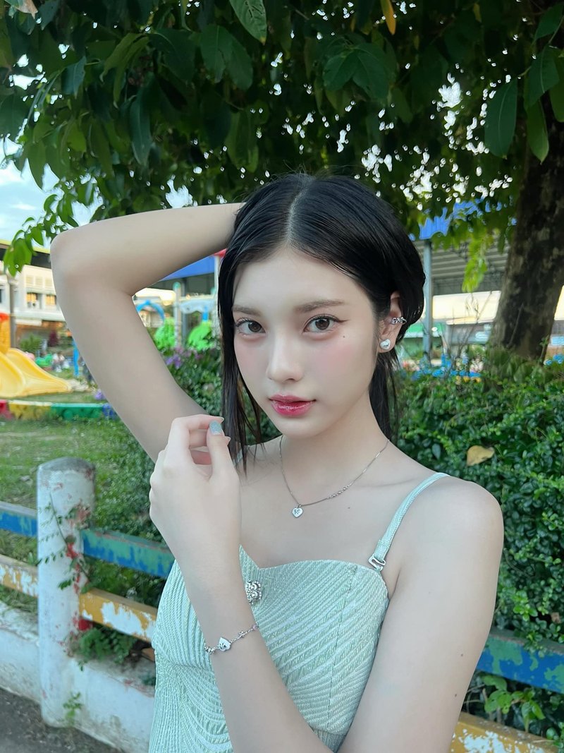 เปิดวาร์ป พั้น พันธิตา หรือ พั้นรักแมว นางเอก MV ตีหนึ่งที่คูเมือง เพลงใหม่ ILLSLICK เปิดวาร์ป พั้น พันธิตา หรือ พั้นรักแมว นางเอก MV ตีหนึ่งที่คูเมือง เพลงใหม่ ILLSLICK