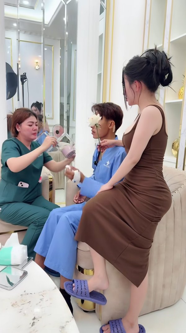 ส่องหน้าใหม่ Lai Thai ผู้เข้าประกวด Mister Majestic 2025 ศัลยกรรมแล้ว ส่องหน้าใหม่ Lai Thai ผู้เข้าประกวด Mister Majestic 2025 ศัลยกรรมแล้ว